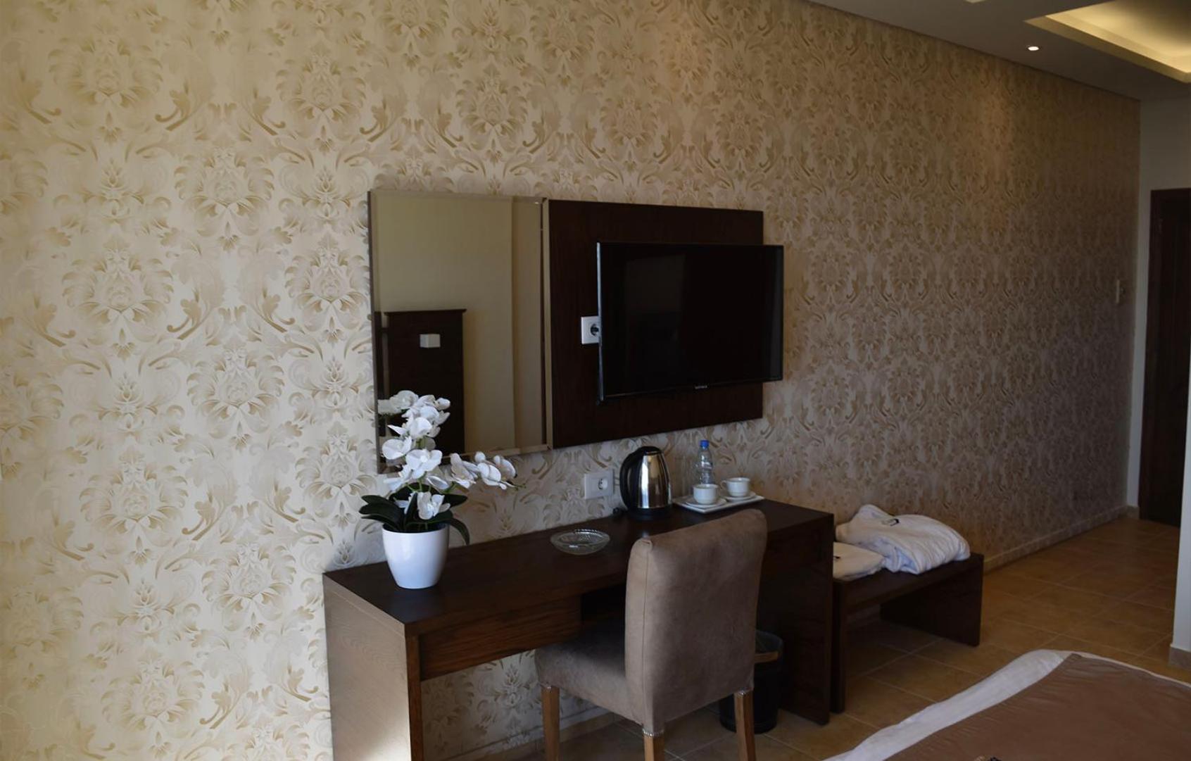 Sands Hotel Byblos Esterno foto